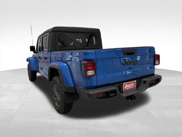 new 2025 Jeep Gladiator car, priced at $38,900