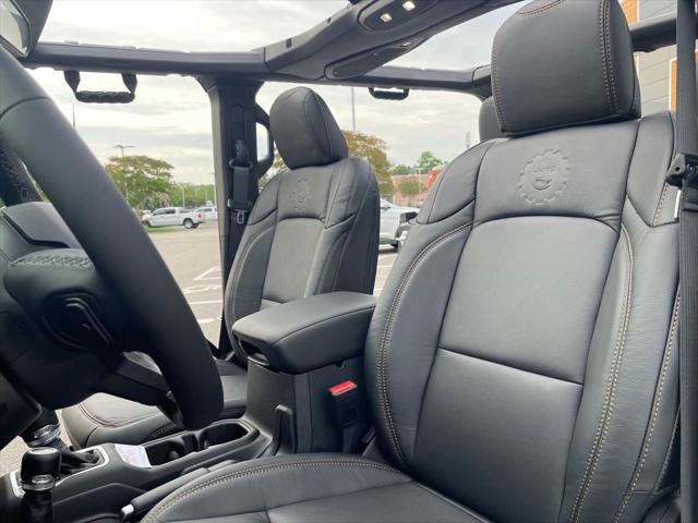 new 2025 Jeep Wrangler car, priced at $57,800