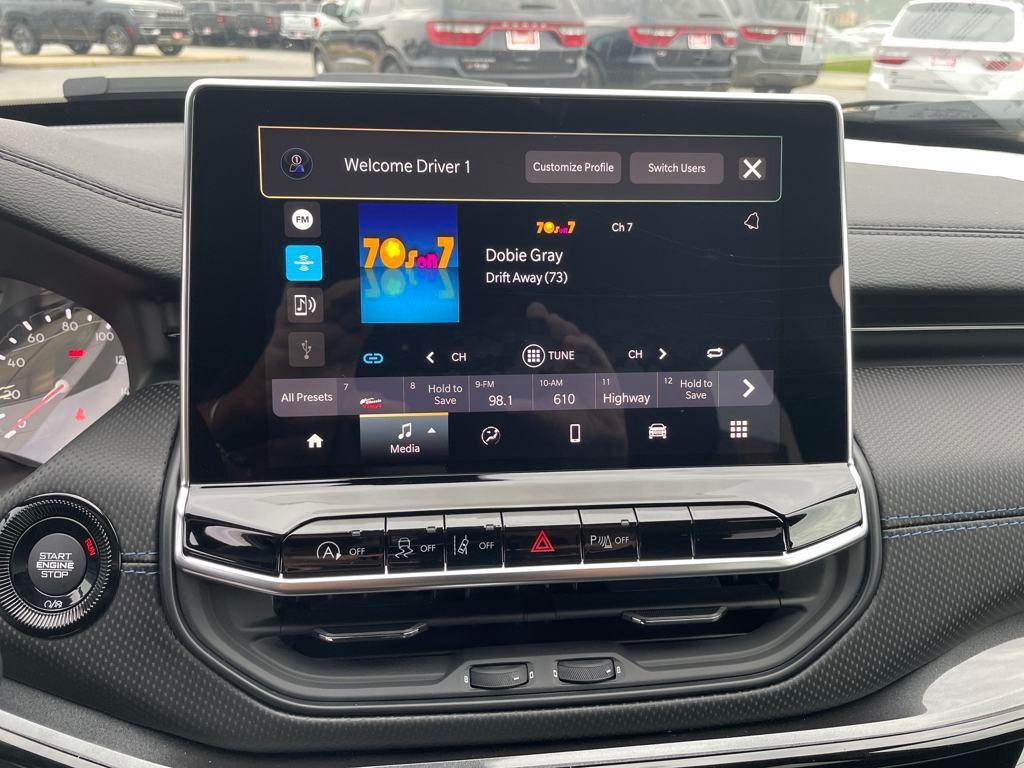 new 2025 Jeep Compass car, priced at $29,800