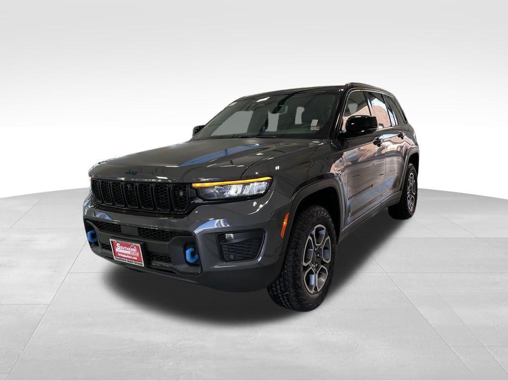 new 2024 Jeep Grand Cherokee 4xe car, priced at $51,500