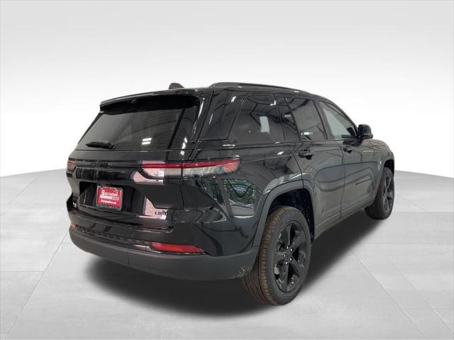 new 2025 Jeep Grand Cherokee car, priced at $43,900