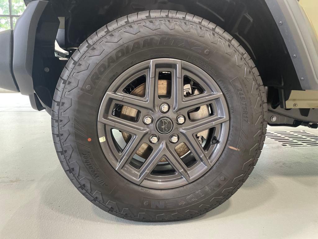 new 2025 Jeep Wrangler car, priced at $38,350