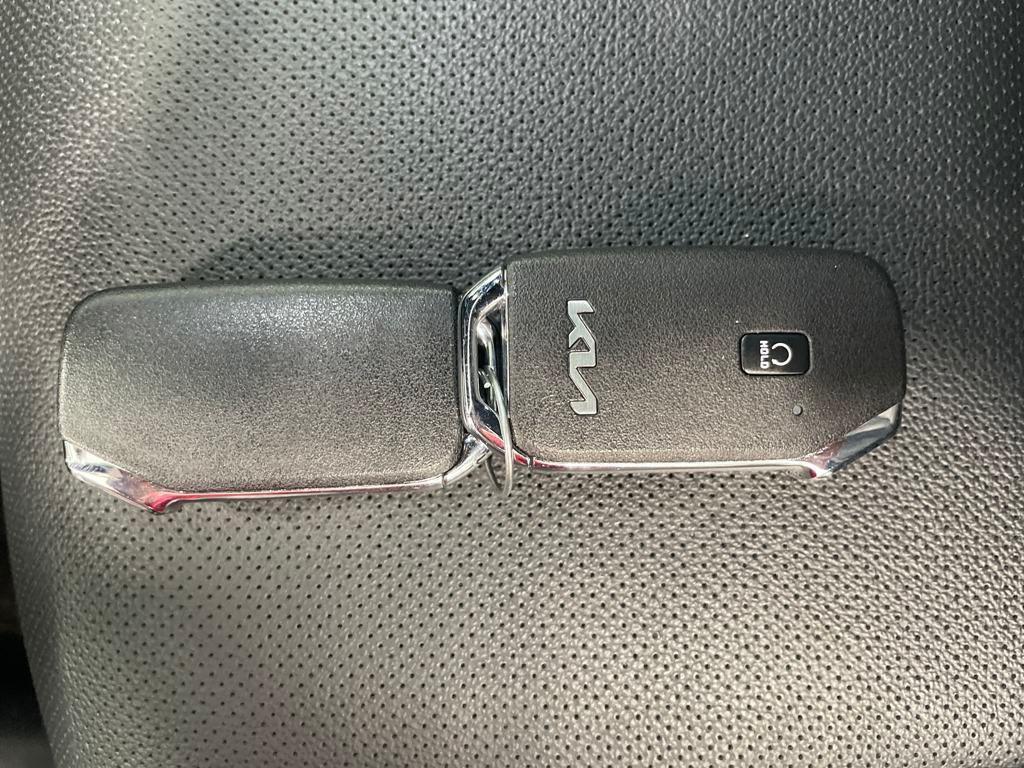 used 2025 Kia Sportage car, priced at $35,700