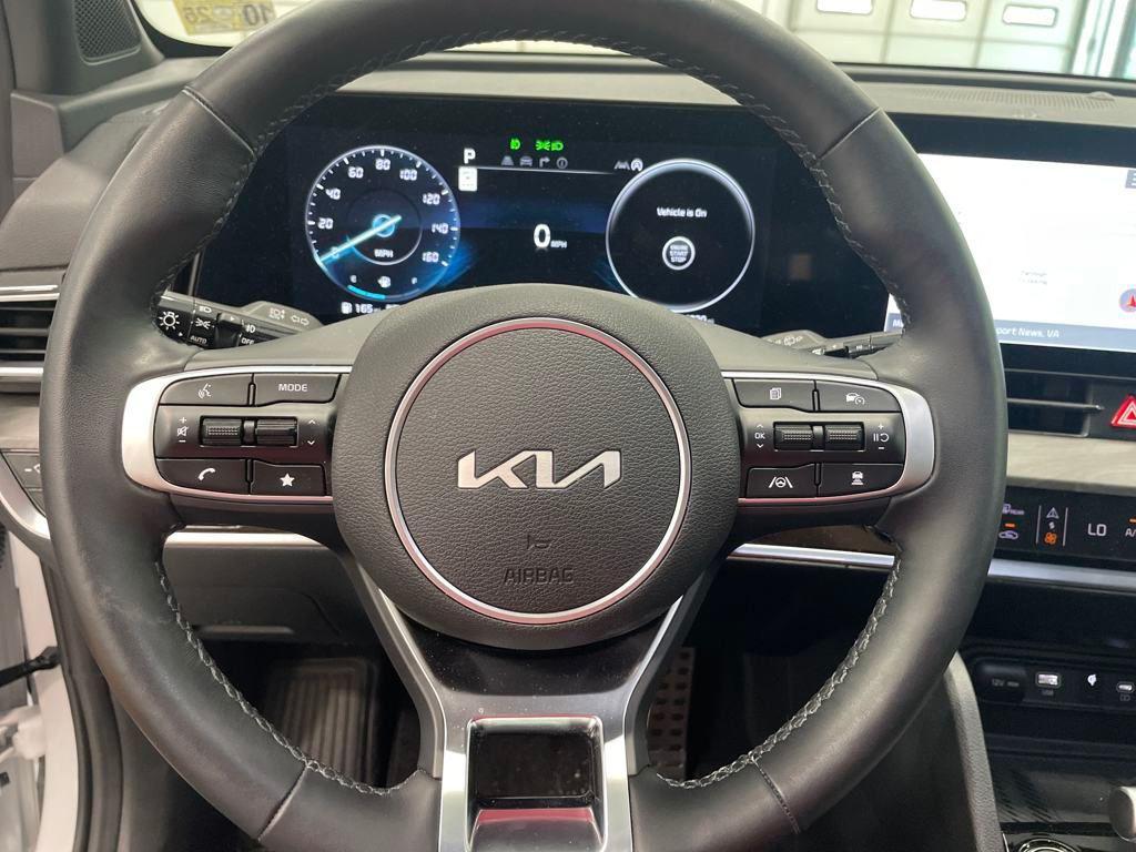 used 2025 Kia Sportage car, priced at $35,700