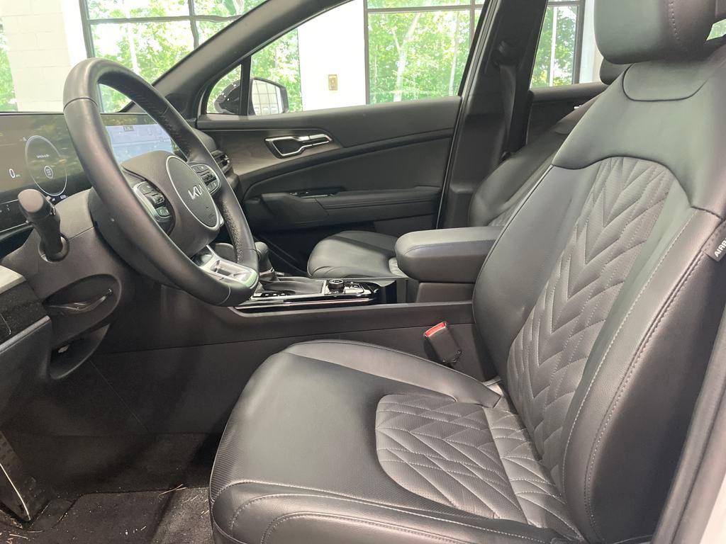 used 2025 Kia Sportage car, priced at $35,700