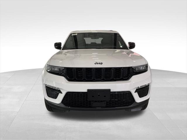 new 2025 Jeep Grand Cherokee car, priced at $41,900