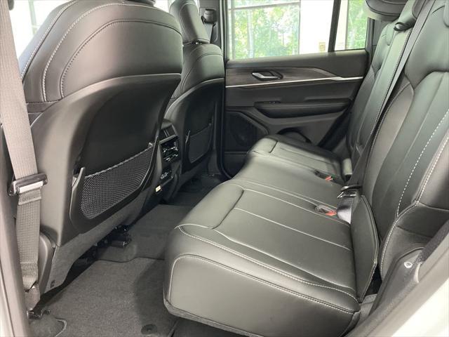 new 2025 Jeep Grand Cherokee car, priced at $50,521