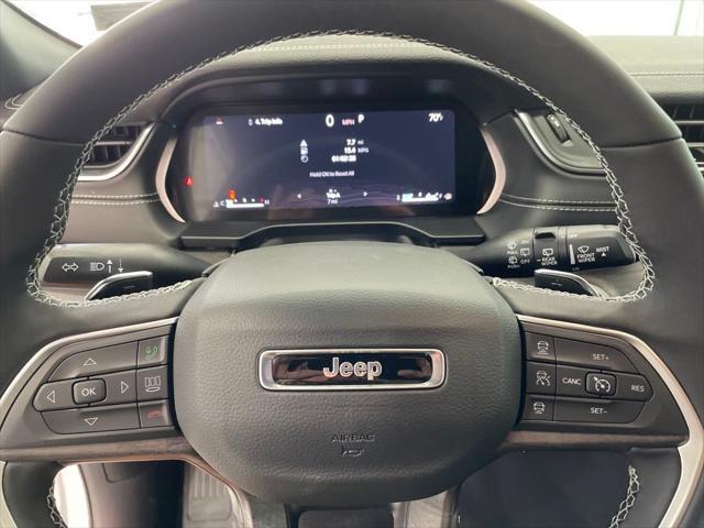 new 2025 Jeep Grand Cherokee car, priced at $41,900