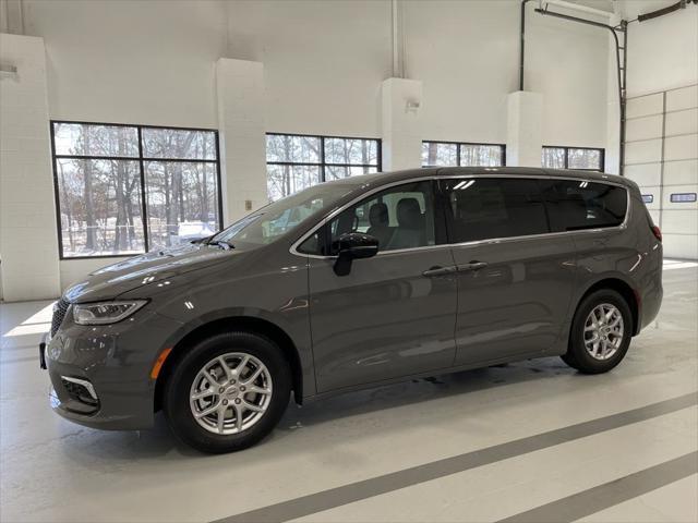 new 2025 Chrysler Pacifica car, priced at $39,500