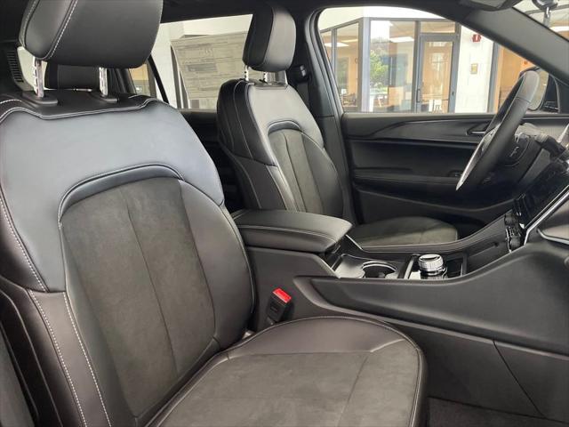 new 2025 Jeep Grand Cherokee L car, priced at $38,600