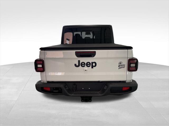 new 2025 Jeep Gladiator car, priced at $40,850