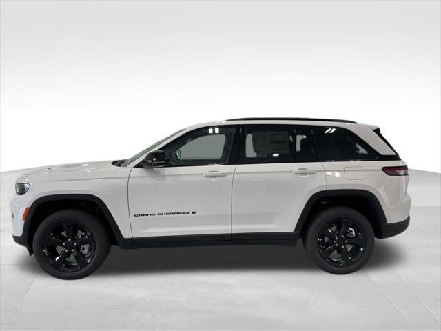 new 2025 Jeep Grand Cherokee car, priced at $40,500