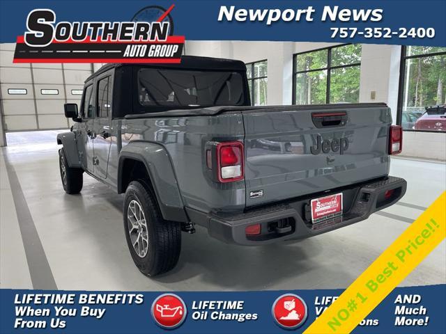 new 2024 Jeep Gladiator car, priced at $38,901