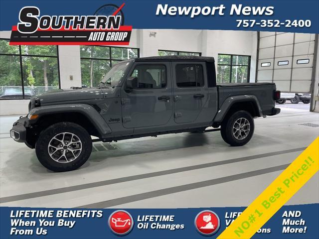 new 2024 Jeep Gladiator car, priced at $38,901