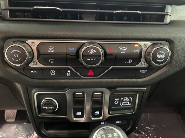 new 2025 Jeep Wrangler car, priced at $36,500