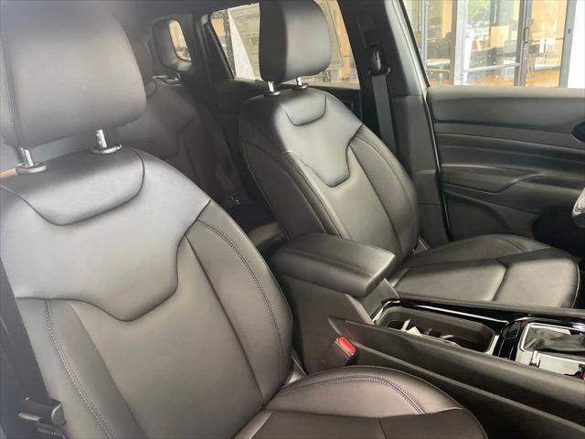 new 2025 Jeep Compass car, priced at $29,500