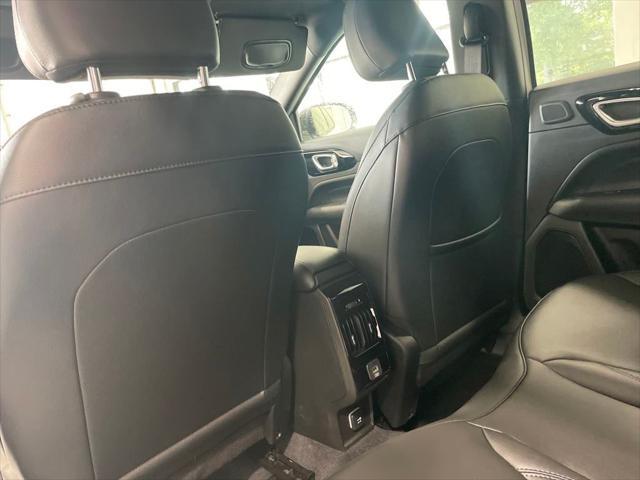 new 2025 Jeep Compass car, priced at $29,500
