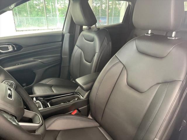 new 2025 Jeep Compass car, priced at $29,500