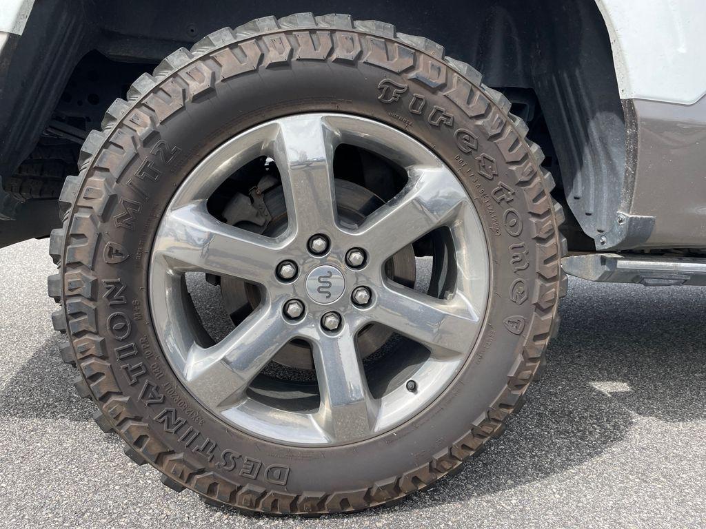 used 2021 Ford F-150 car, priced at $40,399