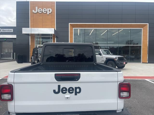 used 2023 Jeep Gladiator car, priced at $34,875