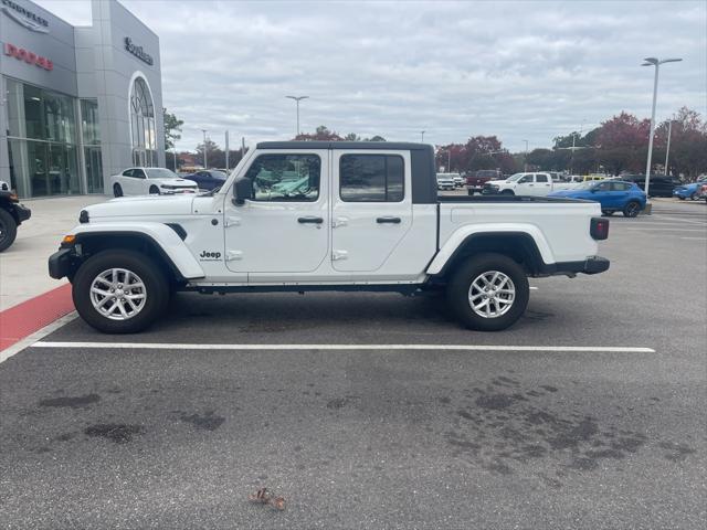 used 2023 Jeep Gladiator car, priced at $34,875