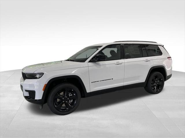 new 2025 Jeep Grand Cherokee L car, priced at $37,900