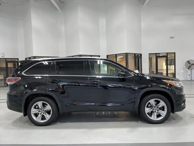 used 2016 Toyota Highlander car, priced at $19,800