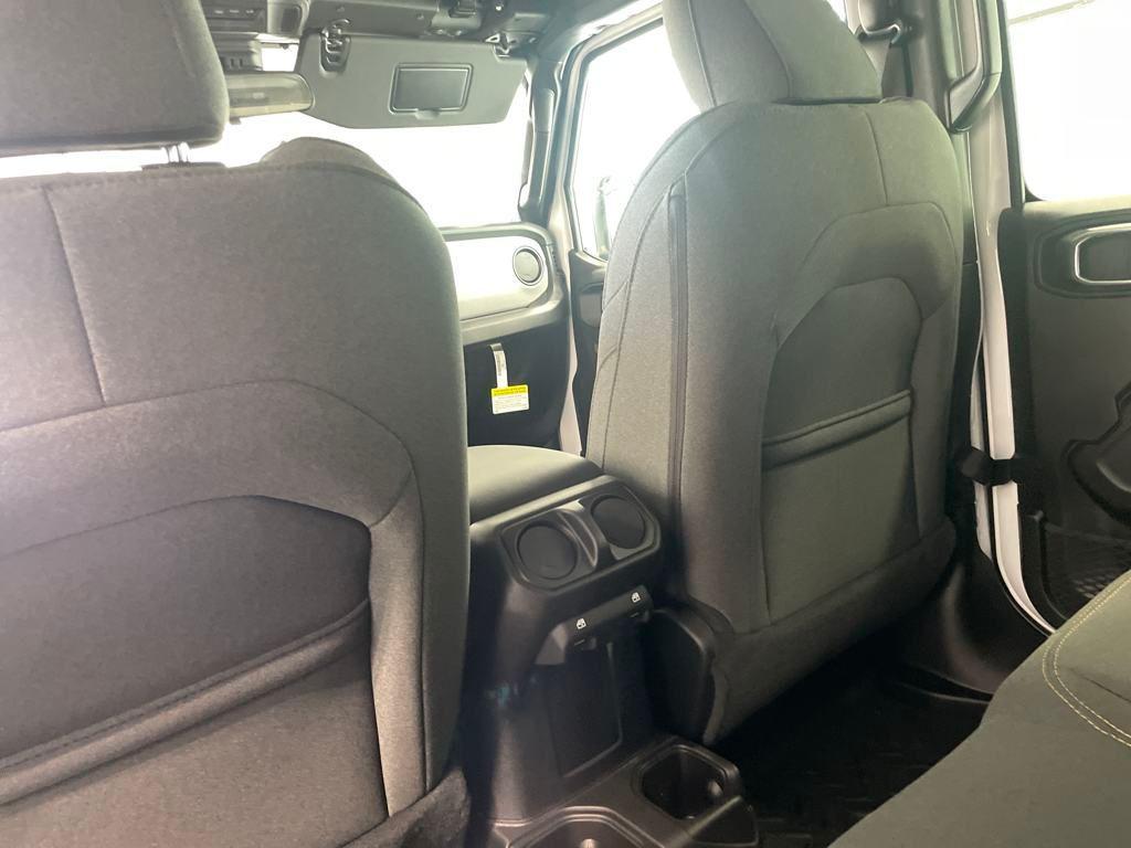 new 2025 Jeep Wrangler car, priced at $41,500