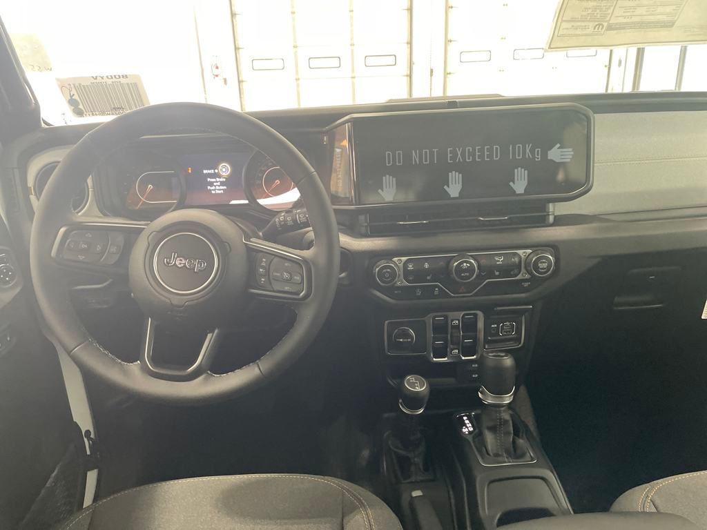new 2025 Jeep Wrangler car, priced at $41,500