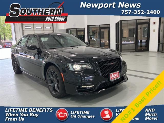 new 2023 Chrysler 300 car, priced at $41,900