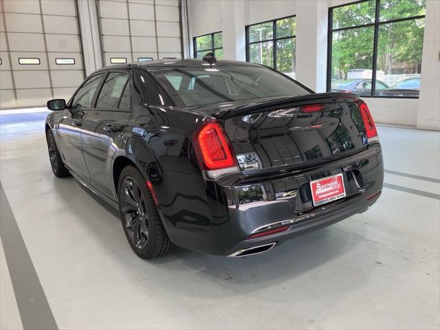 new 2023 Chrysler 300 car, priced at $42,900