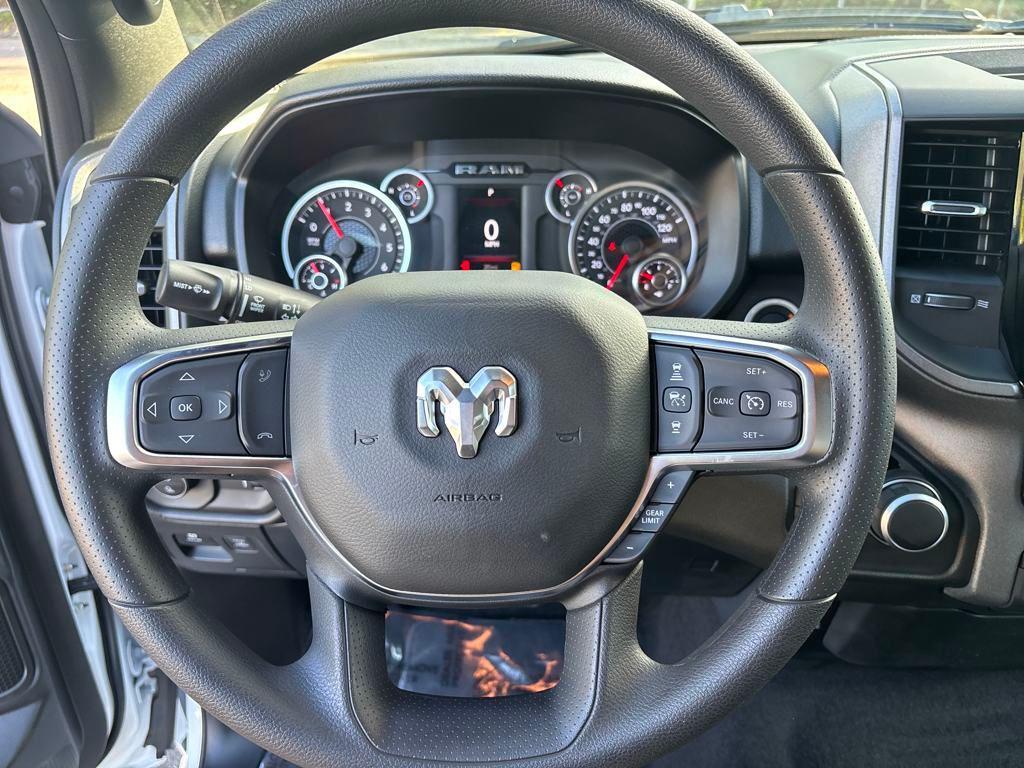new 2025 Ram 1500 car