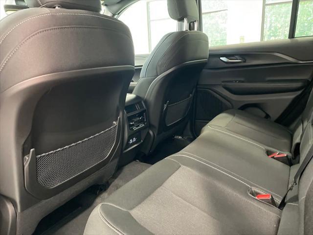 new 2025 Jeep Grand Cherokee car, priced at $31,700