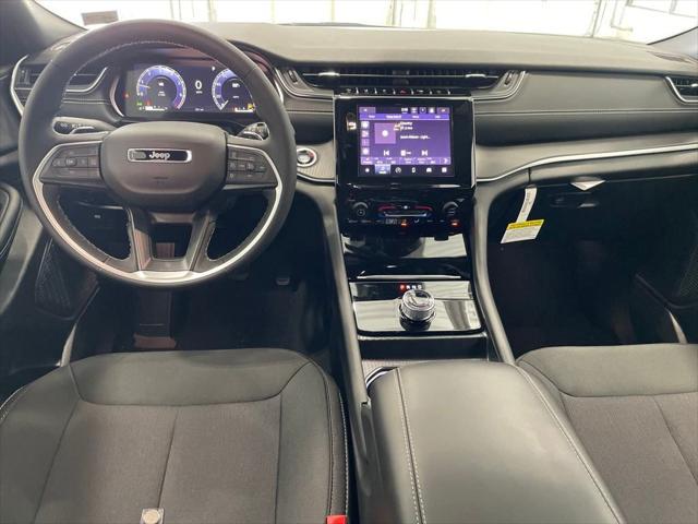 new 2025 Jeep Grand Cherokee car, priced at $31,700