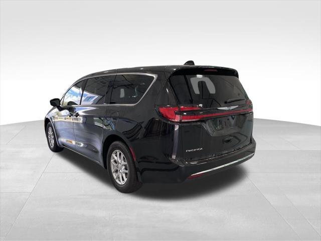new 2025 Chrysler Pacifica car, priced at $36,500