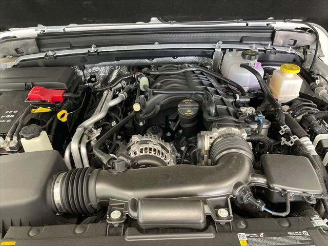 new 2025 Jeep Gladiator car, priced at $38,900