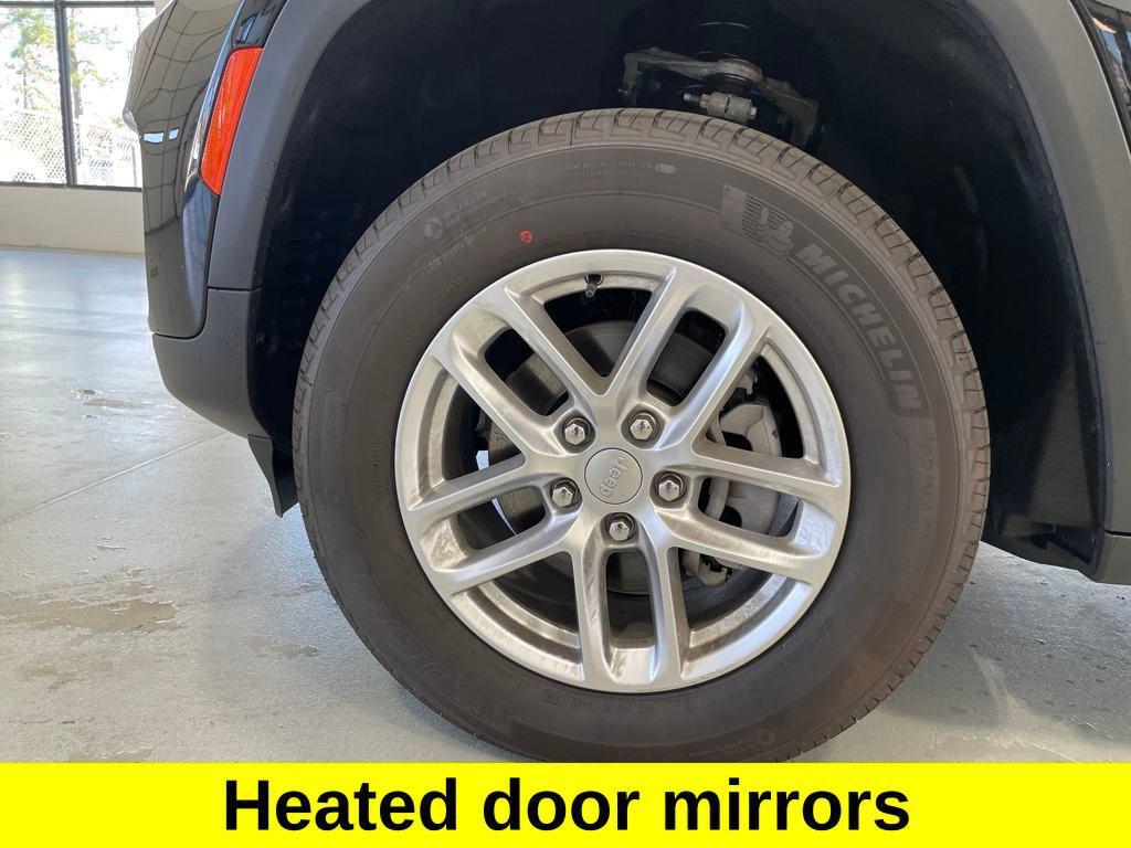 used 2025 Jeep Grand Cherokee car, priced at $38,500
