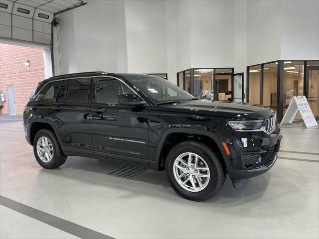 new 2025 Jeep Grand Cherokee car, priced at $36,500