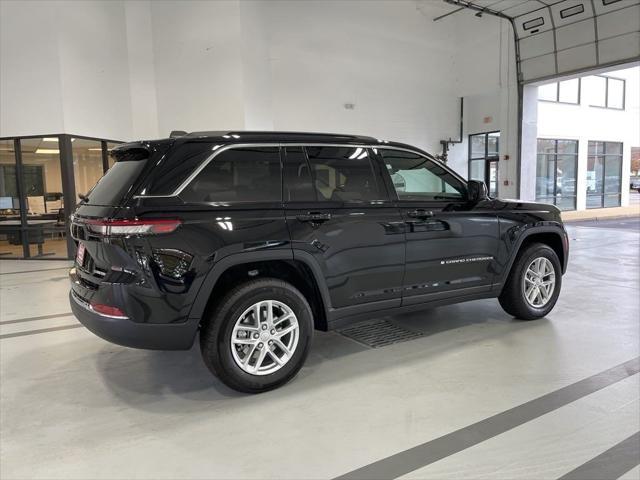 new 2025 Jeep Grand Cherokee car, priced at $36,500