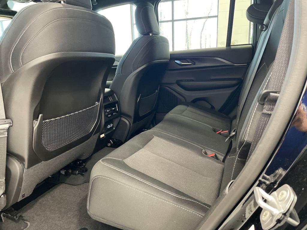 used 2025 Jeep Grand Cherokee car, priced at $38,500
