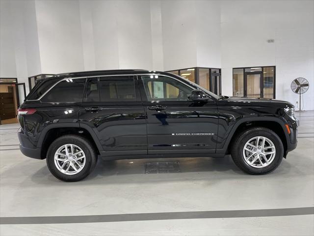 new 2025 Jeep Grand Cherokee car, priced at $36,500