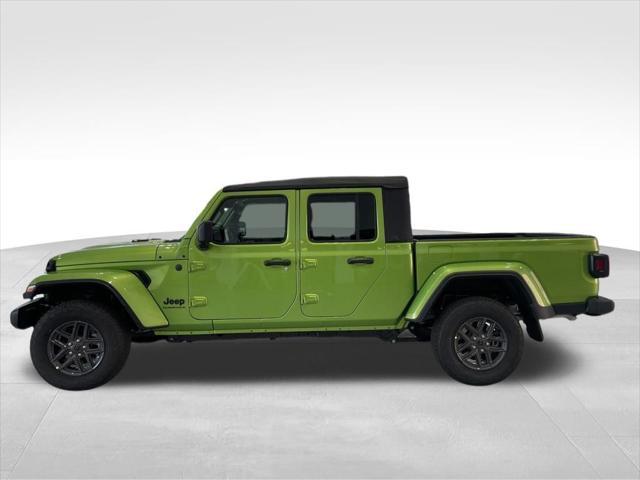 new 2025 Jeep Gladiator car, priced at $40,500
