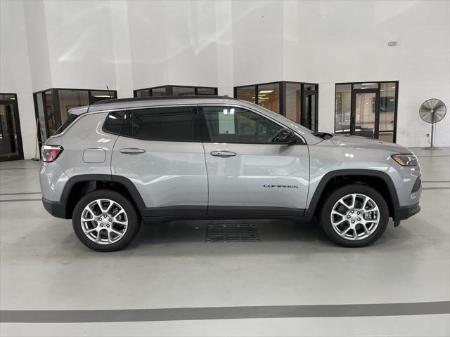 new 2024 Jeep Compass car, priced at $26,800