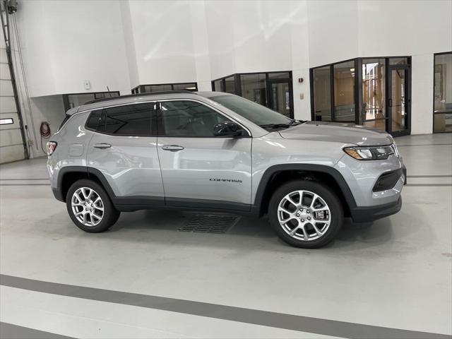 new 2024 Jeep Compass car, priced at $26,800