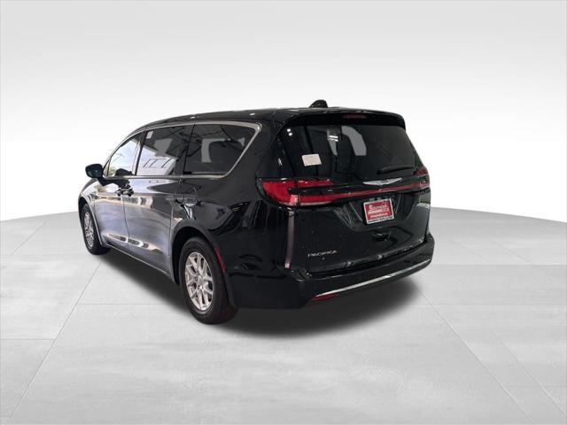 new 2025 Chrysler Pacifica car, priced at $40,540