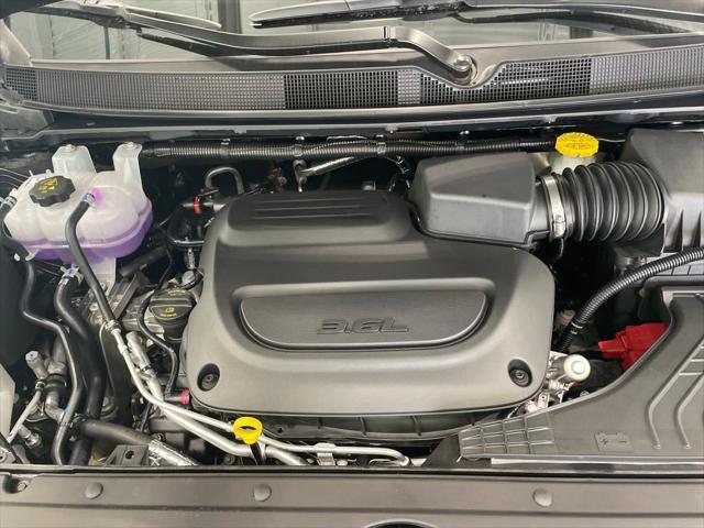 new 2025 Chrysler Pacifica car, priced at $40,540