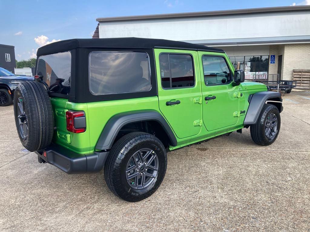 new 2025 Jeep Wrangler car, priced at $41,359