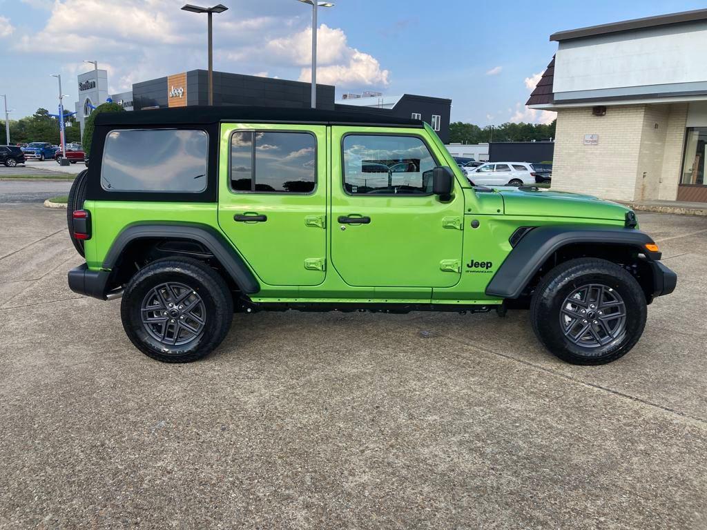 new 2025 Jeep Wrangler car, priced at $41,359
