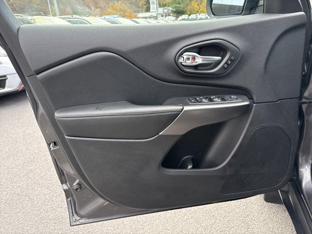 used 2020 Jeep Cherokee car, priced at $18,991