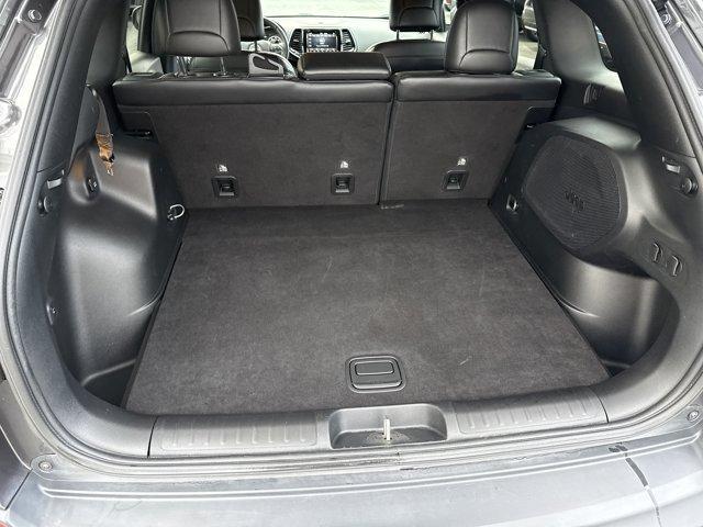 used 2020 Jeep Cherokee car, priced at $18,991